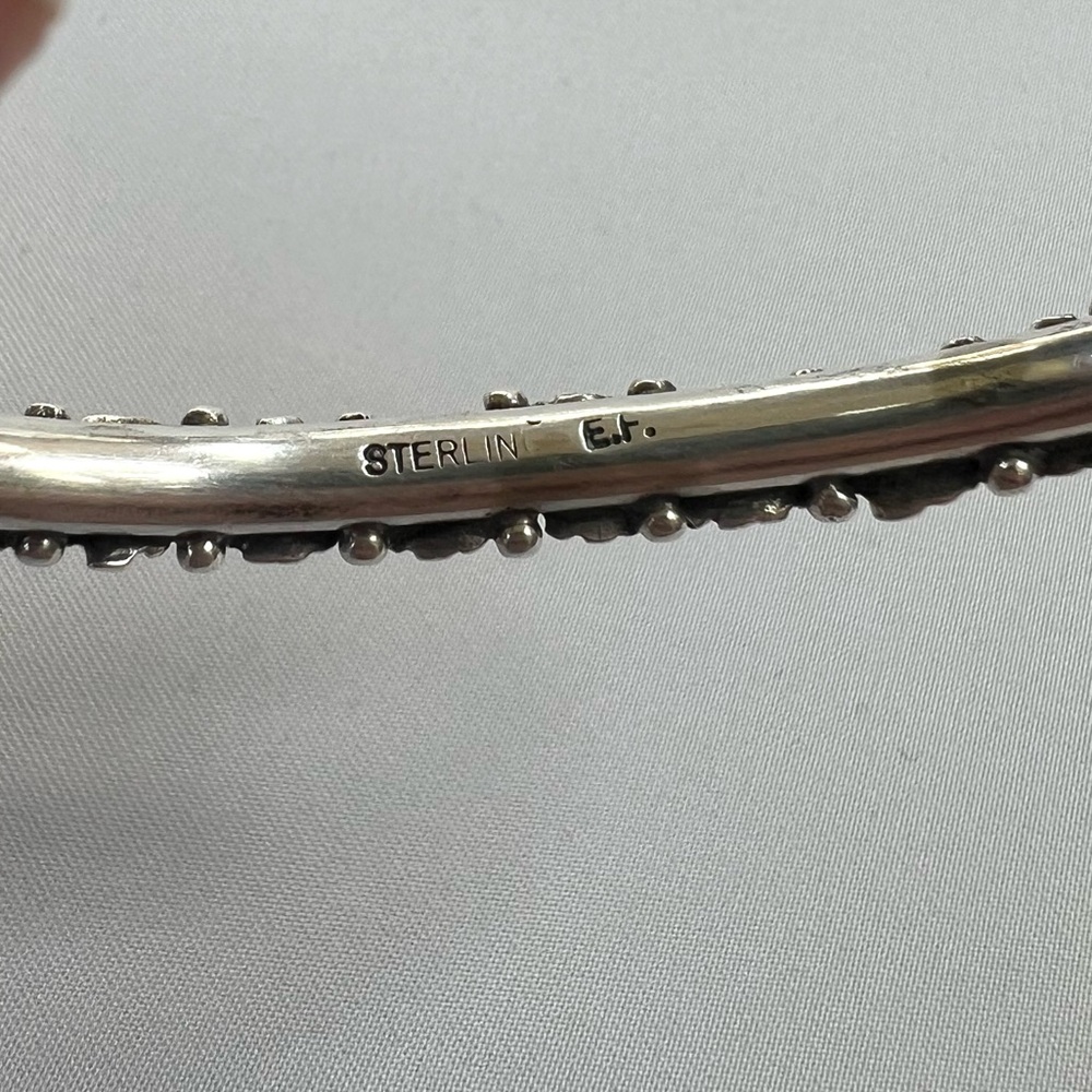 Vintage Navajo Sterling Silver Squash Blossom Cuff - Picture 7 of 11